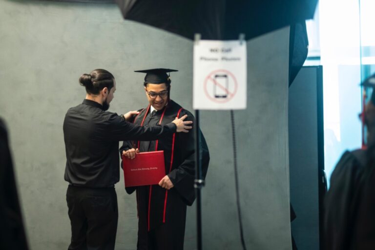 Grad Fest GradFest Marks the Next Step to Graduation - CSUN Newsroom