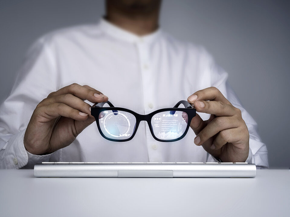 CSUN’s David Nazarian College of Business and Economics at California State University, Northridge is part of a multi-university, interdisciplinary project to develop an Artificial Intelligence (AI)-assisted app to help with real-time interpretations. Photo by Techa Tungateja, iStock.