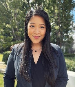 Elline Deogracias, Outstanding Graduating Senior