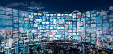 Newsrooms across the nation. CSUN journalism professor José Luis Benavides is confident that that the field of journalism will survive the recent spate of newsroom upheavals. Image by metamorworks, iStock.